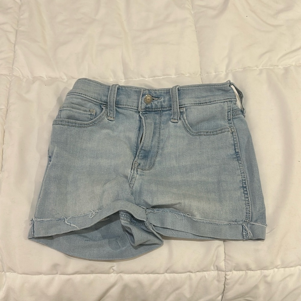 hollister jean shorts size 1